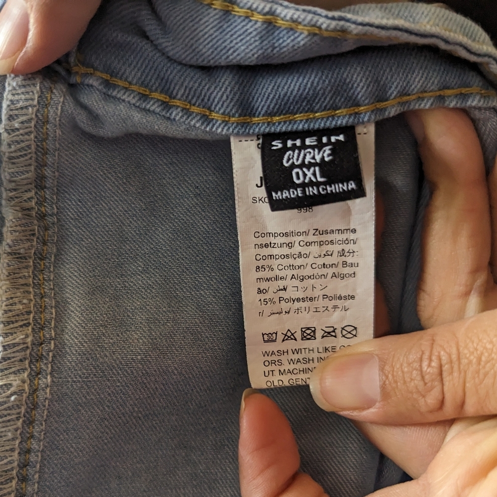 Shein Curve Shorts/ Skirt - Picture 6 of 8